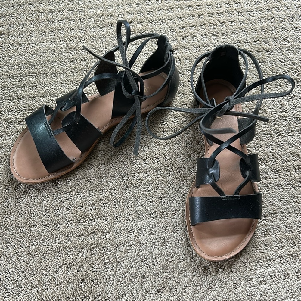 Black sandals